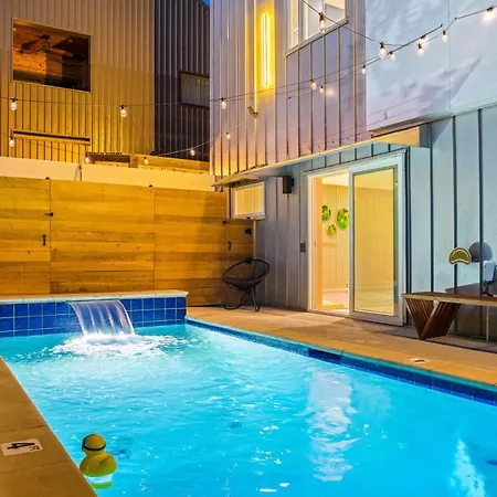 Ellum House Hotel